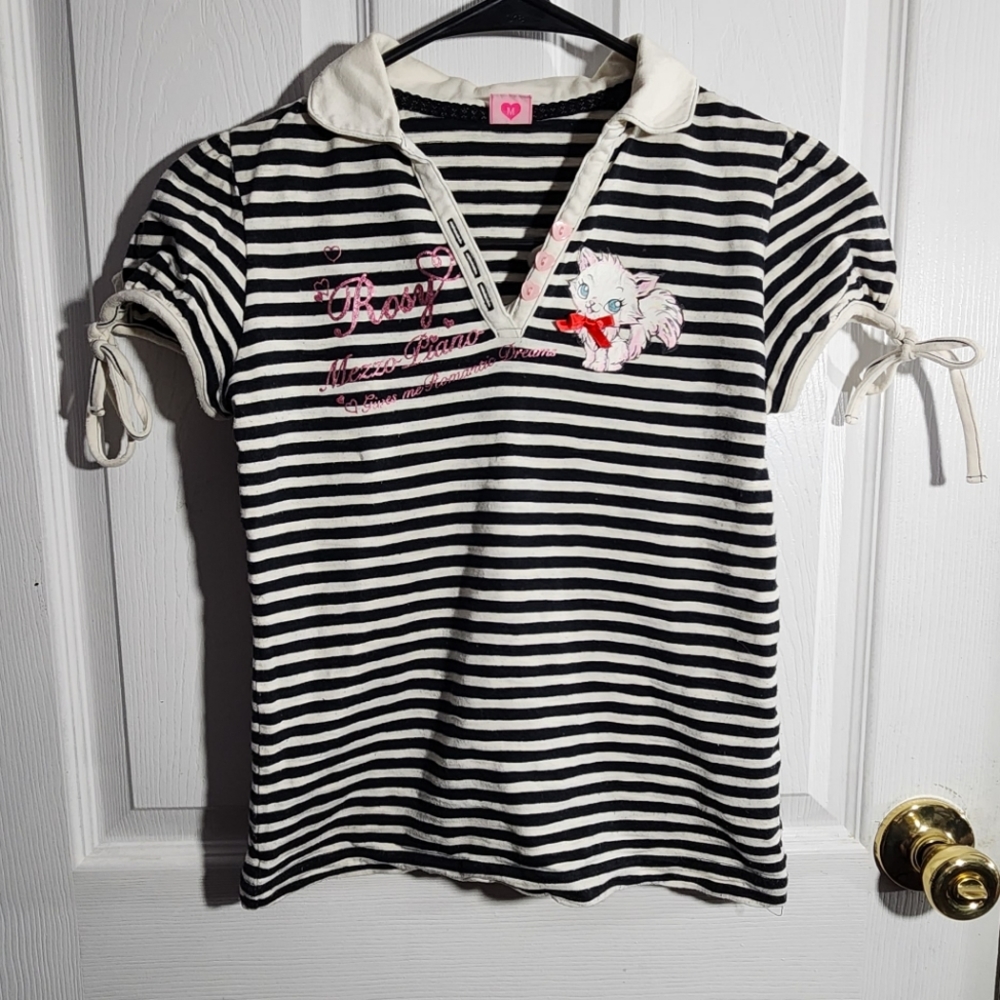 Adorable Kawaii Vintage Japan Mezzo Piano Kitty Shirt